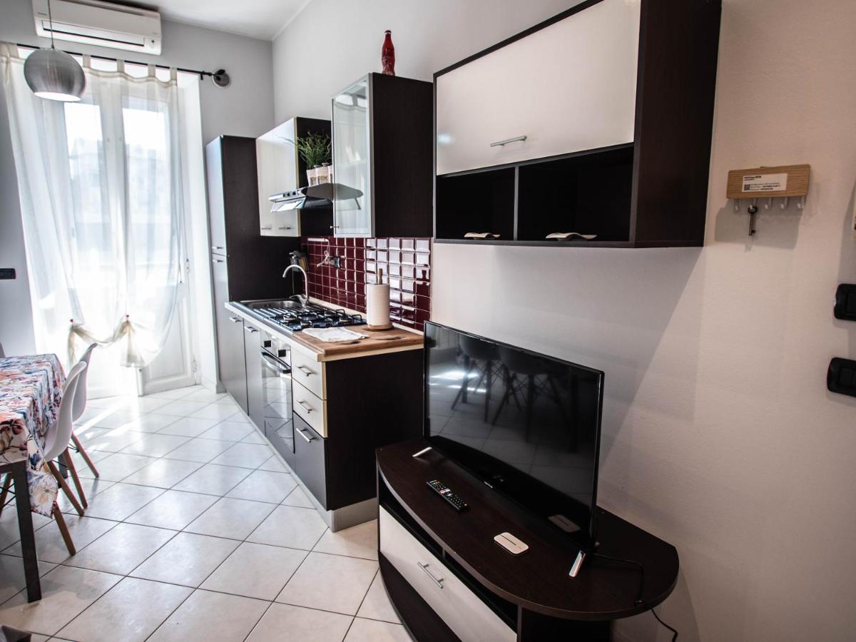 Splendido Appartamento Vicino Al Cuore Di Torino Turim Exterior foto