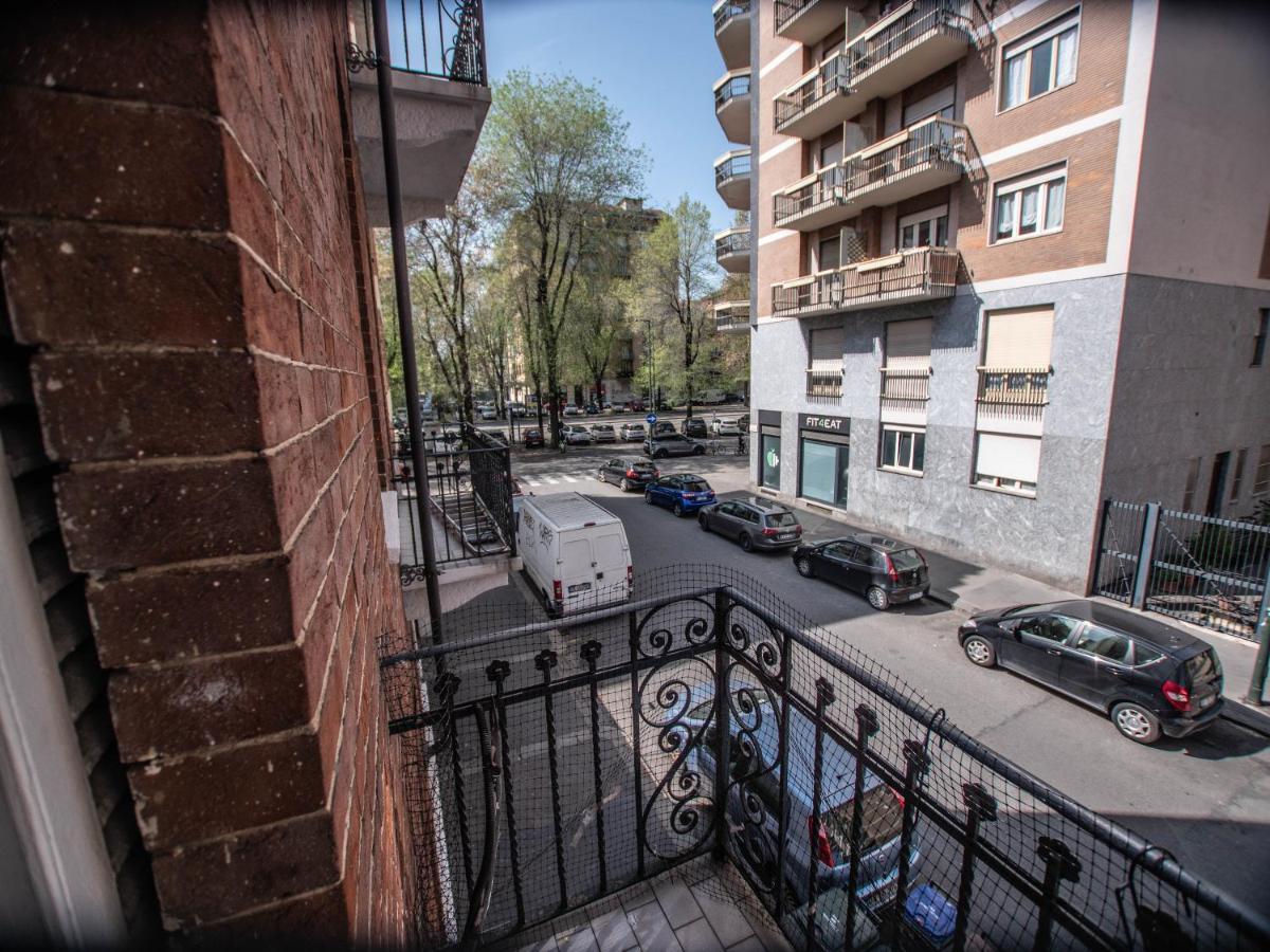 Splendido Appartamento Vicino Al Cuore Di Torino Turim Exterior foto